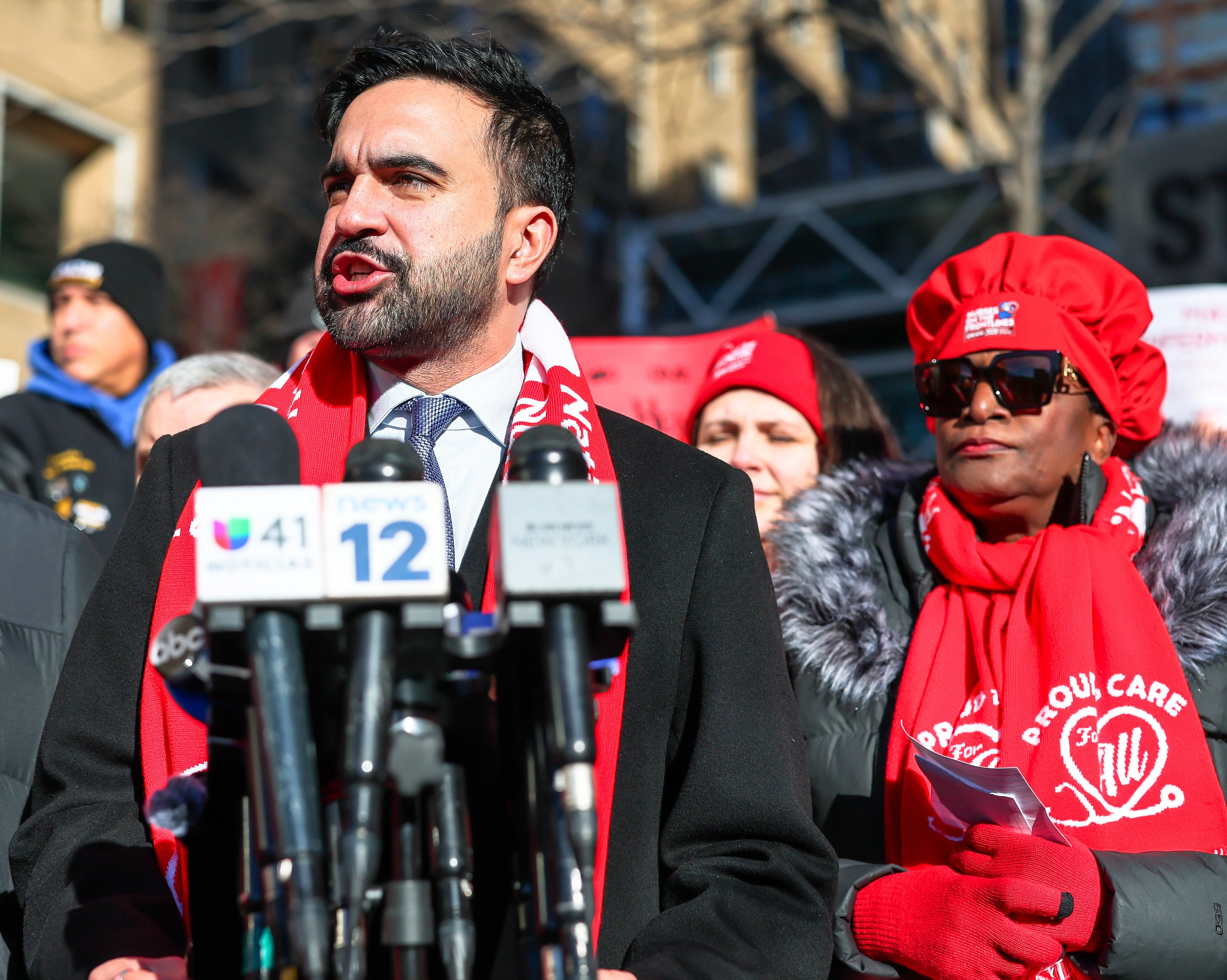 Hagans pictured with New York City Mayor Zohran Mamdani during the nurses’ strikes this week, where she rallied with colleagues to demand safer working conditions and fairer wages