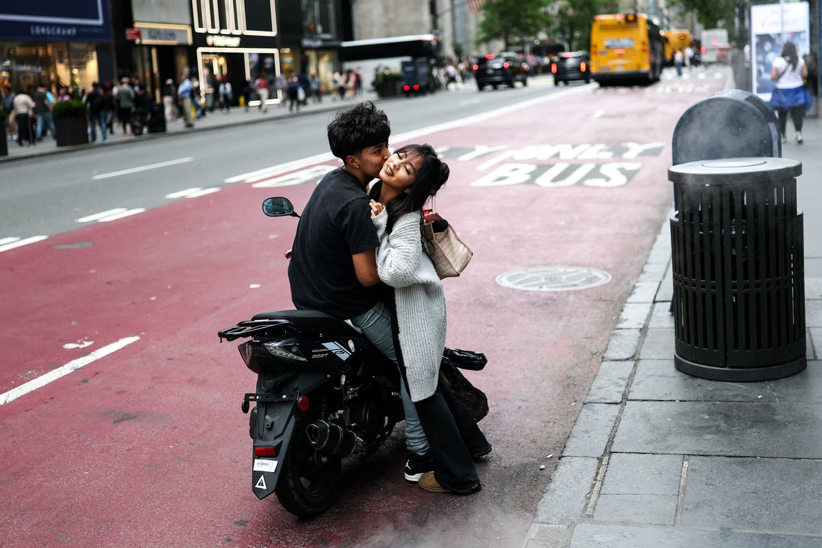 Staying single for too long could impact young peoples’ health, study finds