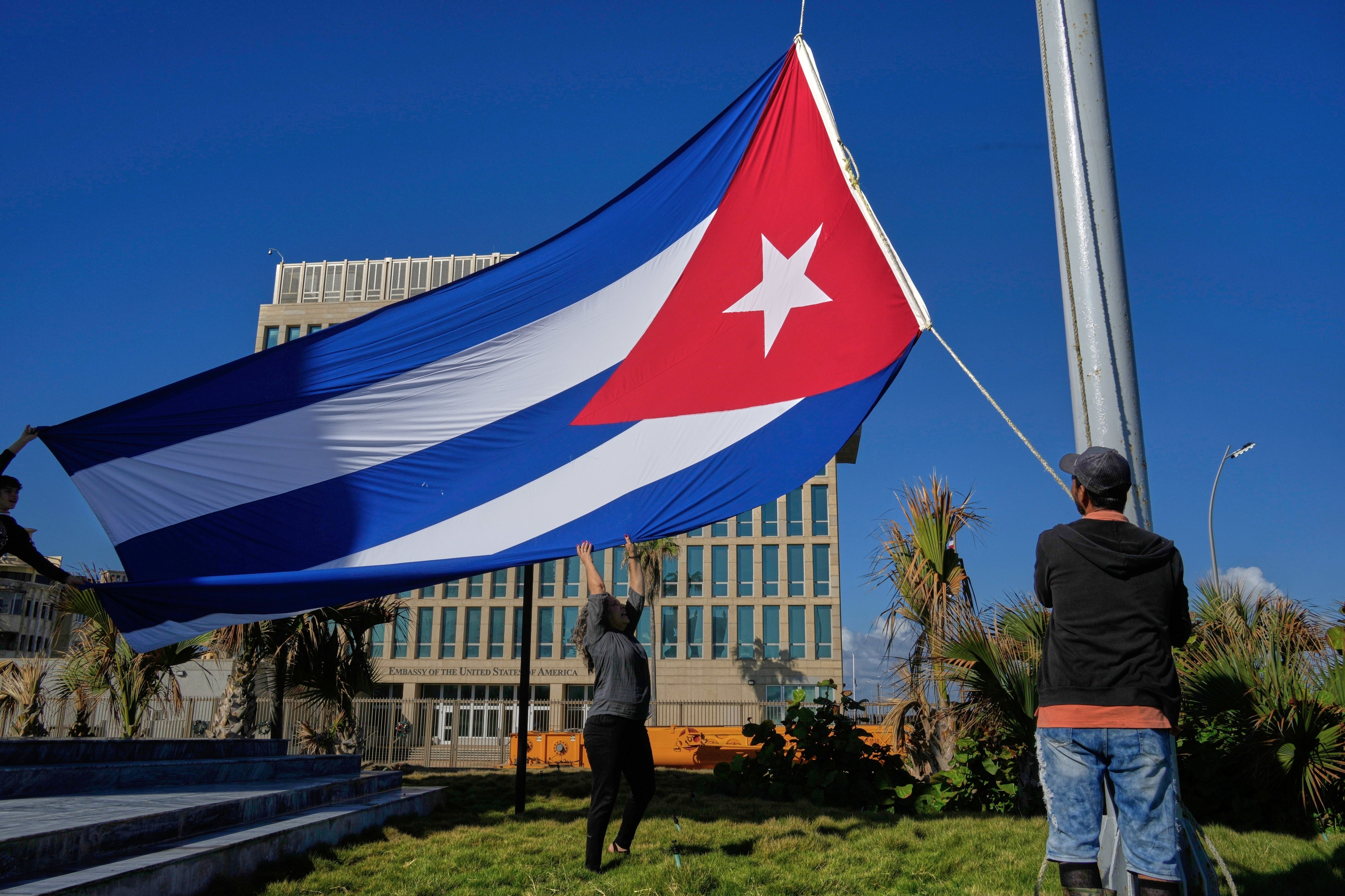 Thousands of Cubans lined one of the city’s most iconic streets, awaiting the bodies of colonels, lieutenants, majors, and captains