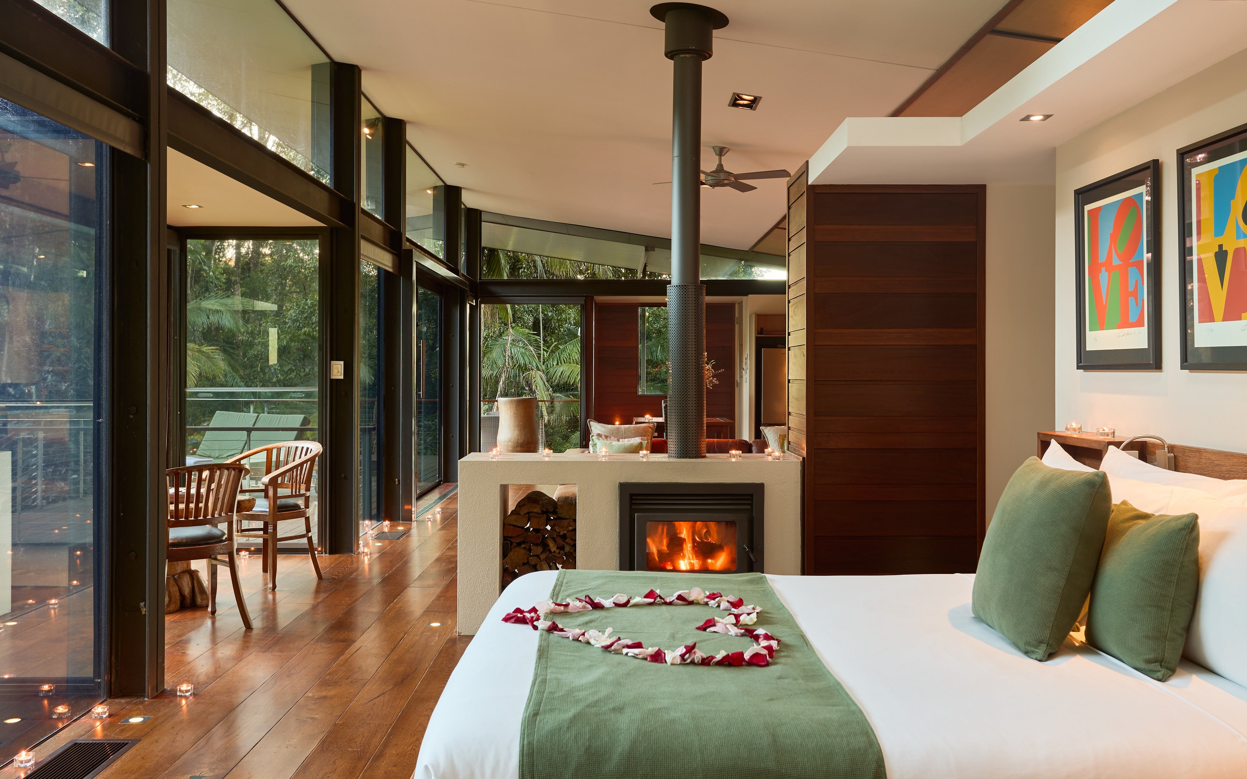 Cosy up together in Crystal Creek’s cabins