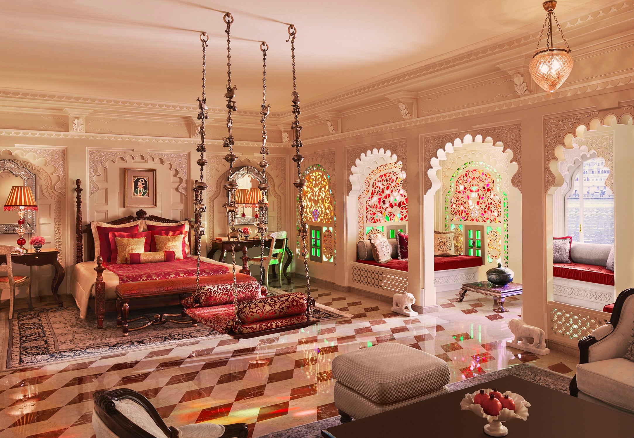 For a lavish and luxurious romantic escape, choose the Grand Royal Suite