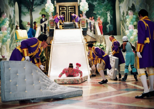 Mattress surfing: Anne Hathaway at the world’s best sleepover in ‘Princess Diaries 2’