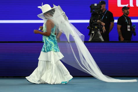 <p>Naomi Osaka wowed fans and pundits with her walk-on outfit</p>