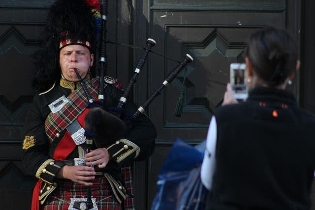 <p>Burns Night features bagpipes, poetry and puddings</p>