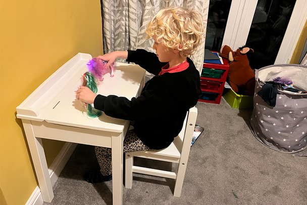 Best kids desk IndyBest review Melissa & Doug wooden lift-top desk and chair