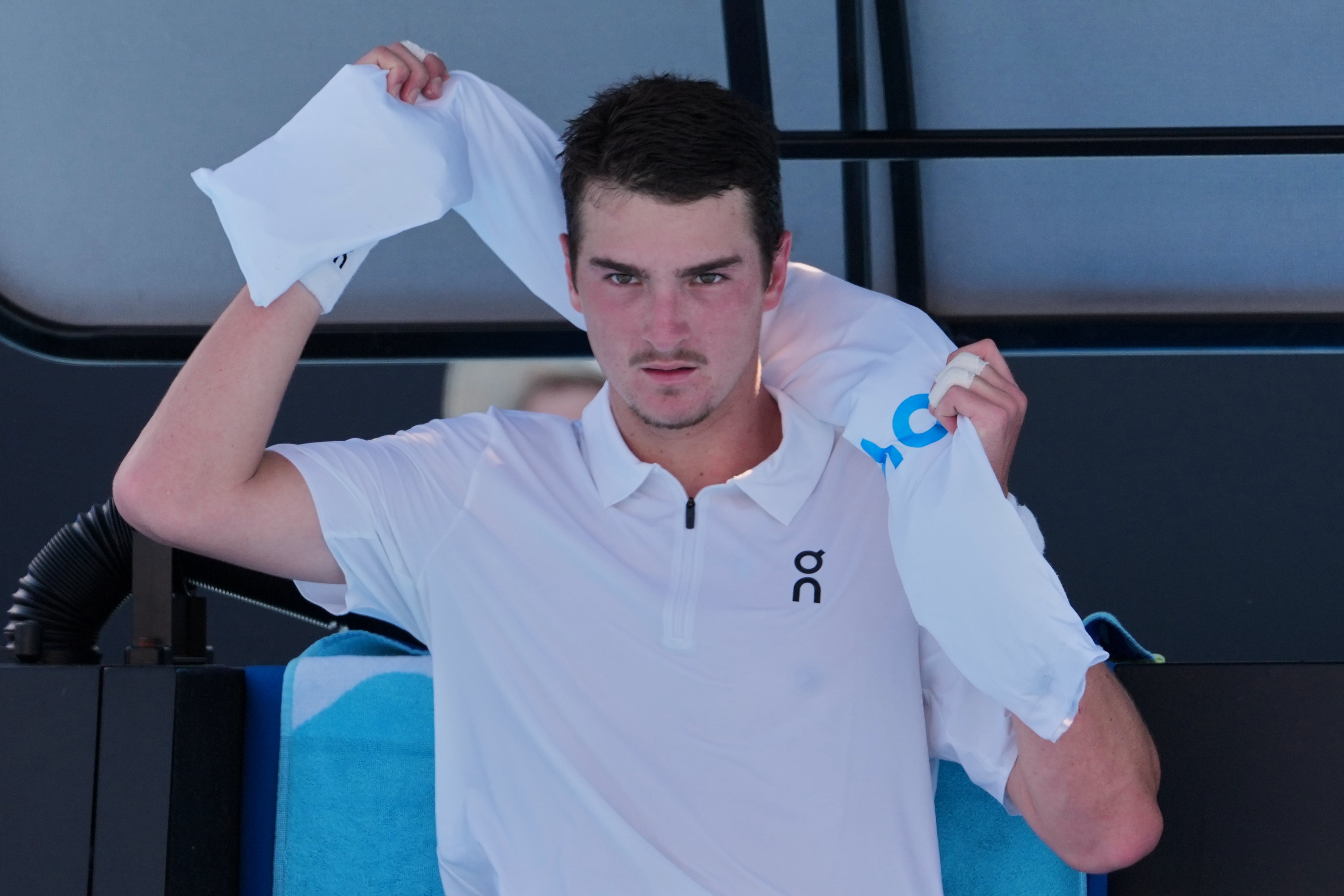 Fonseca arrived at the Australian Open dealing with a lower back injury