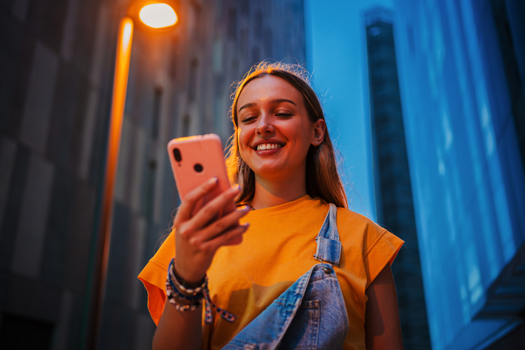 You can often get cheap contracts when you switch to sim-only tariffs