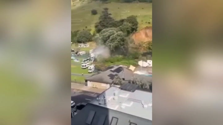 Shocking moment landslide tears down New Zealand’s Mount Maunganui
