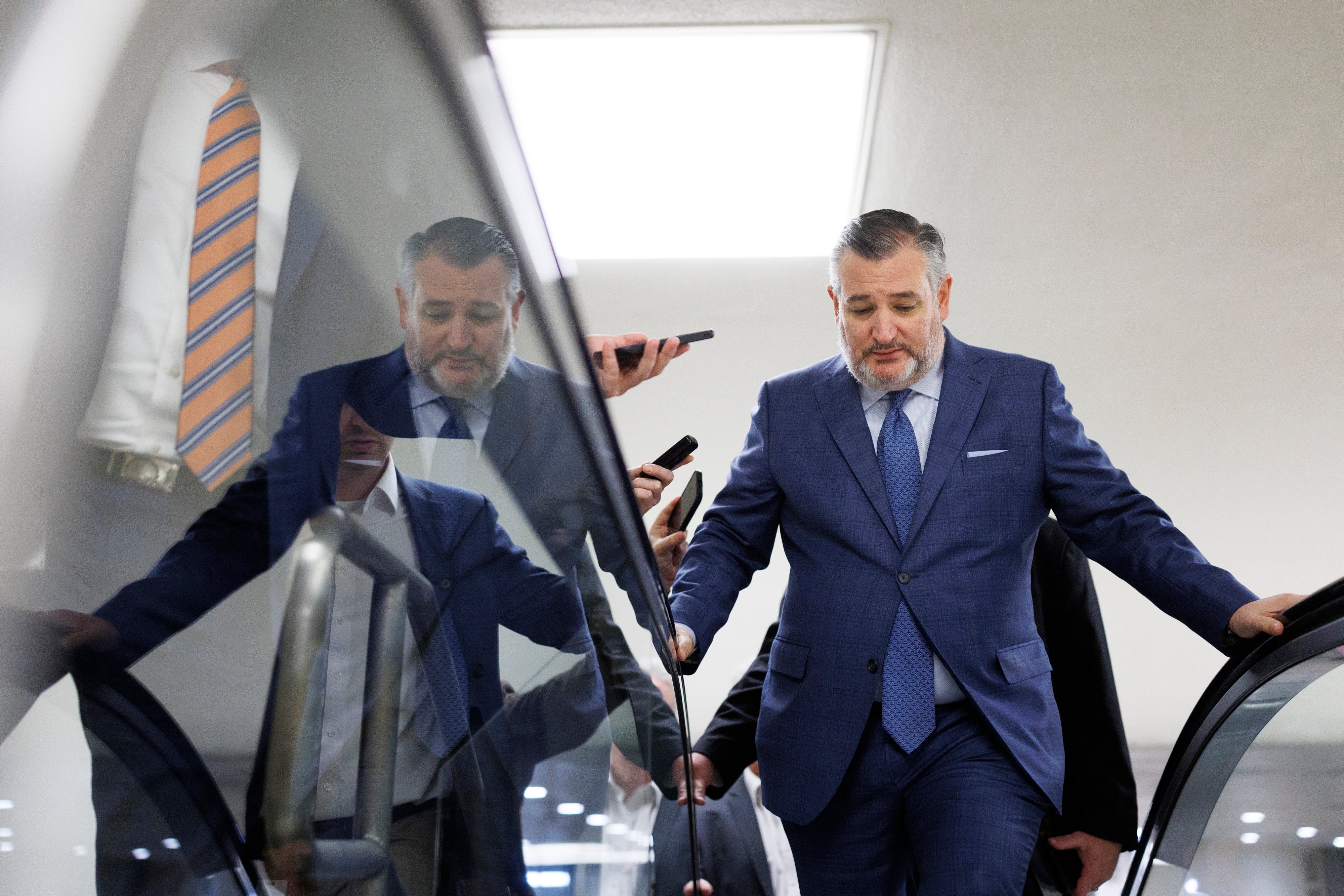 A spokesperson for Senator Cruz’s office said the Republican lawmaker would return to Texas before the winter storm