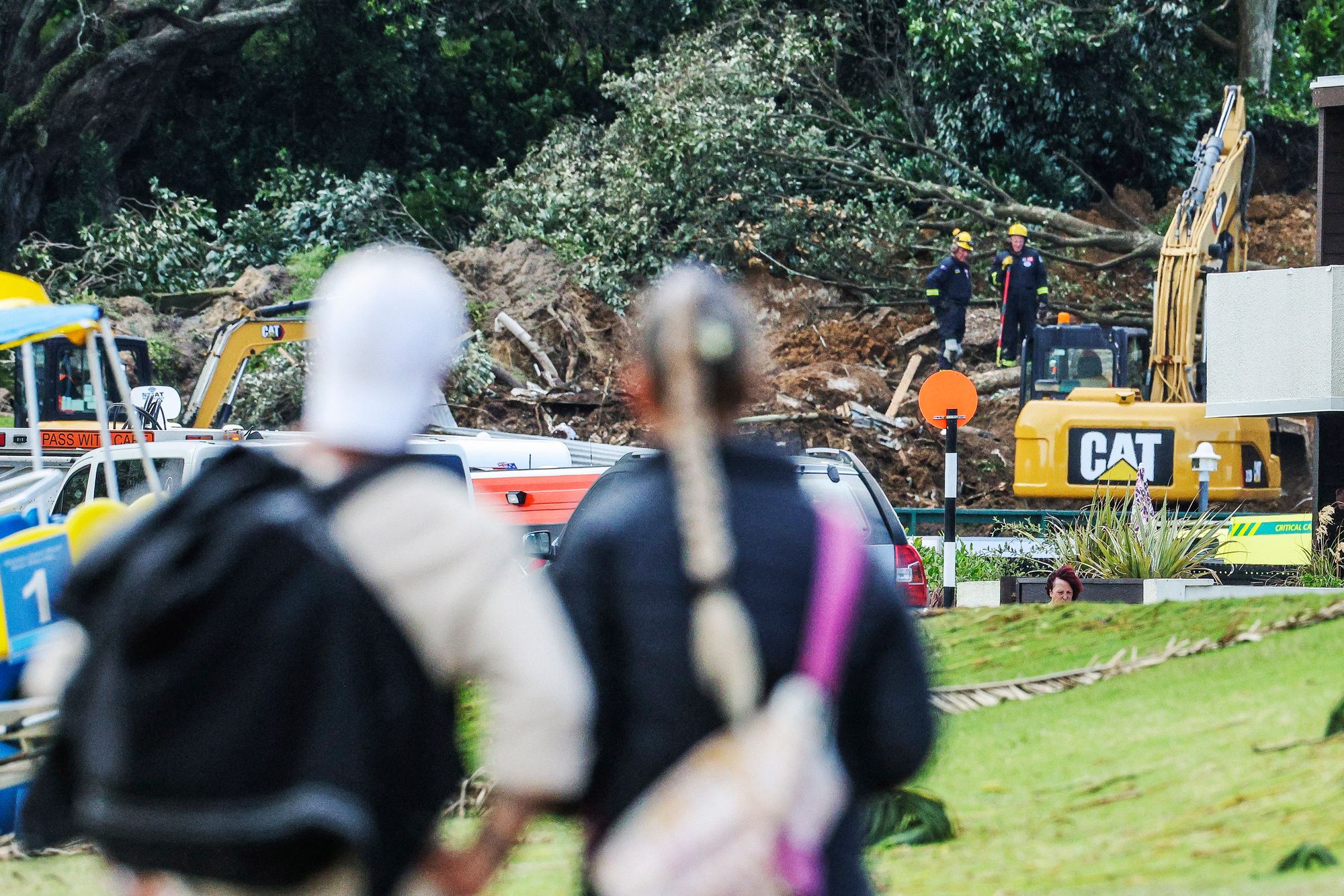 Emergency crews look for missing people at Mount Maunganui in Tauranga