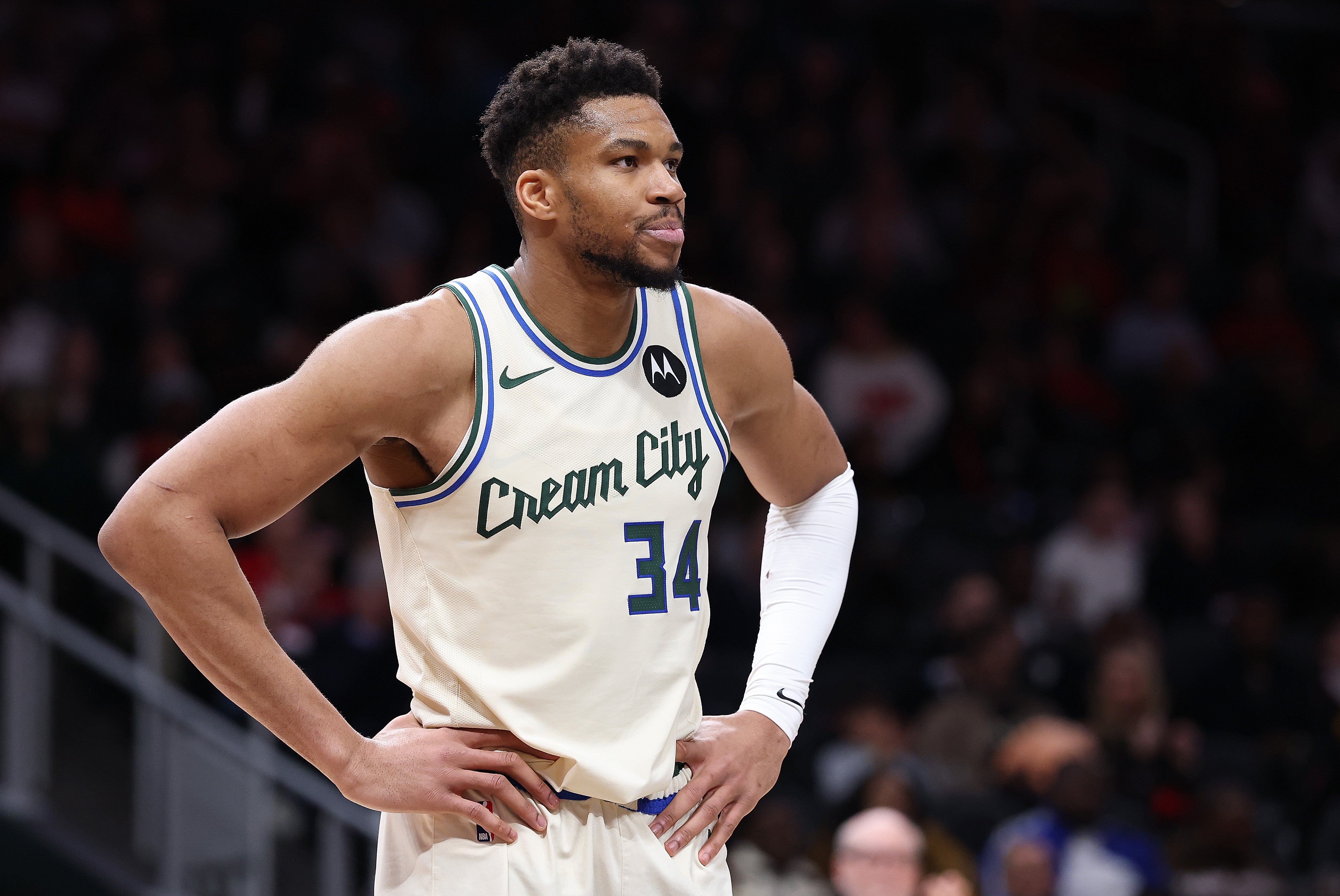 Giannis Antetokounmpo believes players are being 'selfish' and there is a lack of chemistry in the team