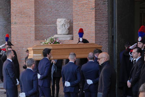 <p>The coffin of fashion designer Valentino Garavani arrives at the Basilica of Saint Mary of the Angels and Martyrs in Rome (Andrew Medichini/AP)</p>