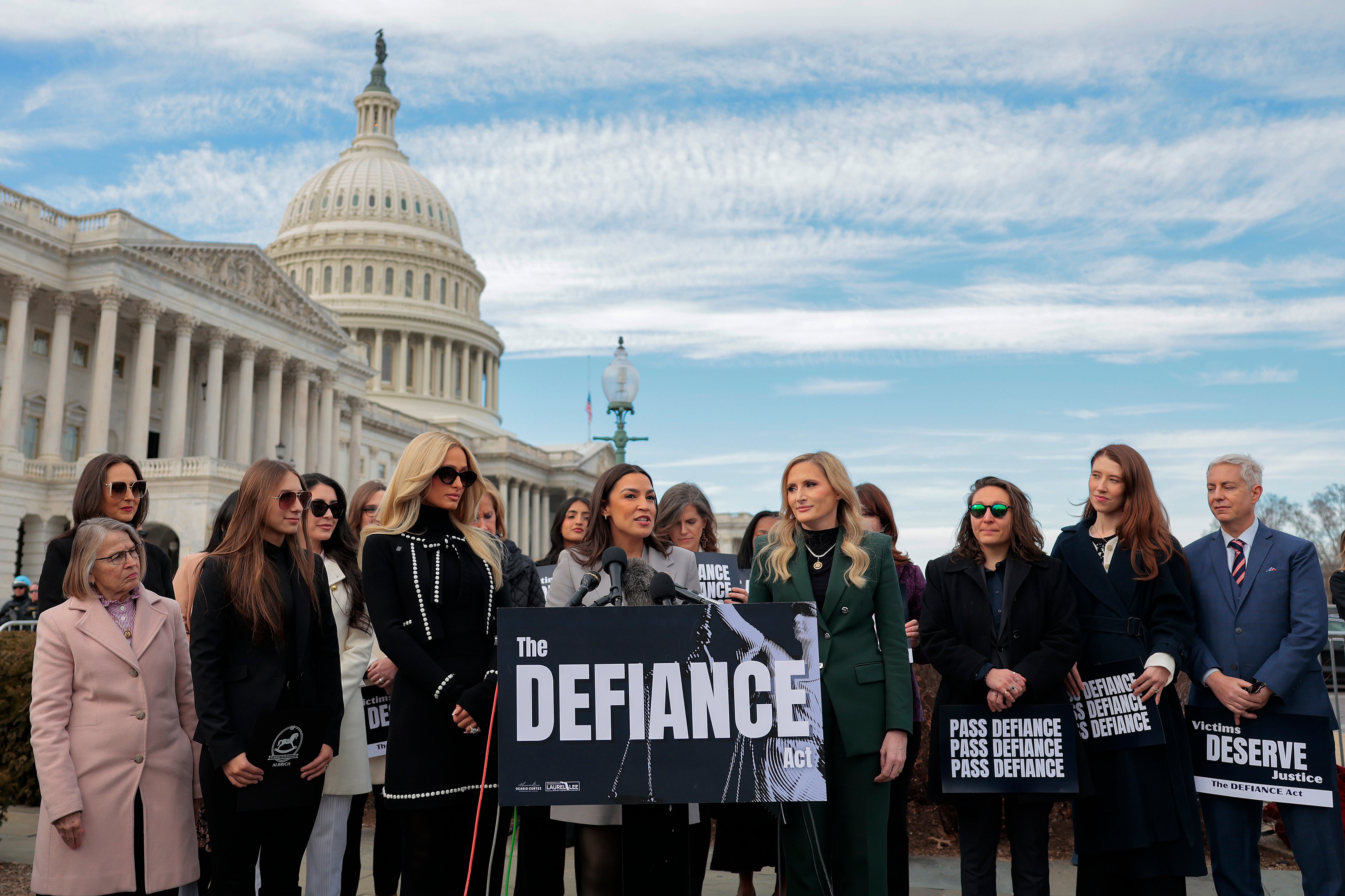 The proposed legislation has attracted bipartisan support