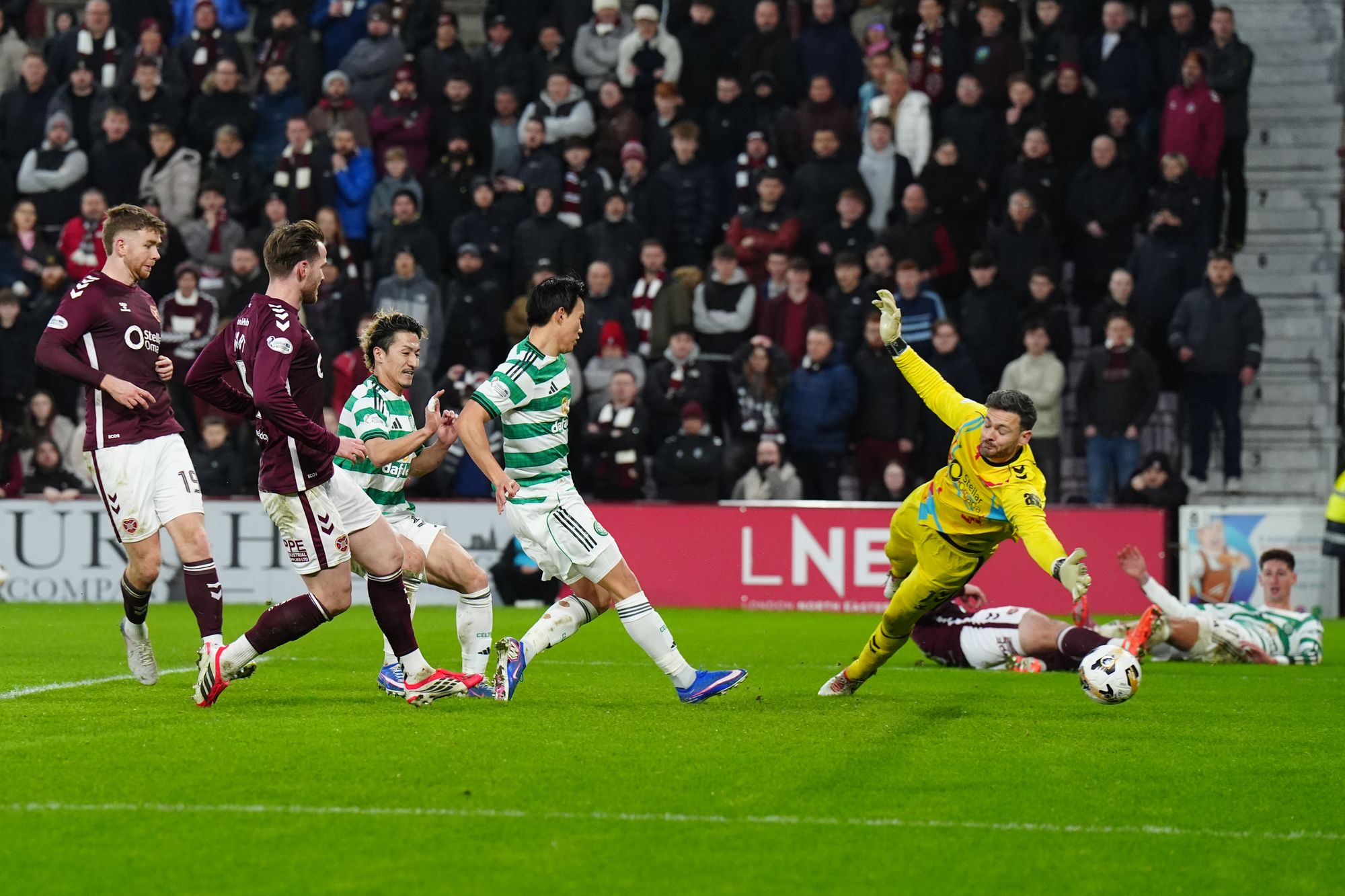 Yang Hyun Jun looked to have given Celtic the win