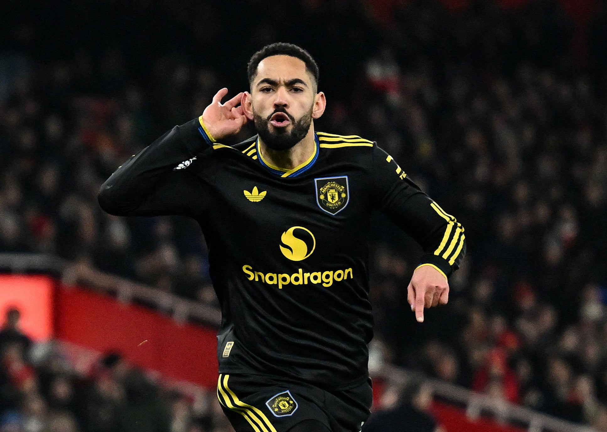 Arsenal hit with big blow to title hopes after Man Utd’s revival under Carrick - live