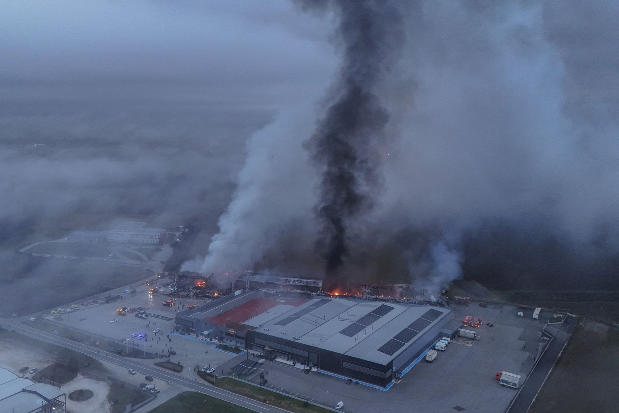 At least three people have died in a fire at a food factory