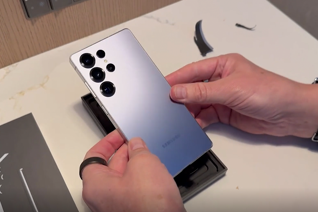 <p>A new series of Galaxy phones are on their way </p>