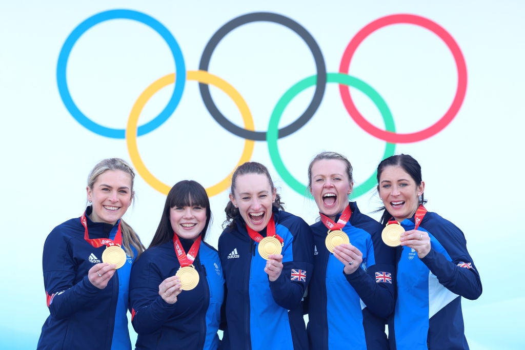 Mili Smith, Hailey Duff, Jennifer Dodds, Vicky Wright and Eve Muirhead won gold for Team GB in 2022