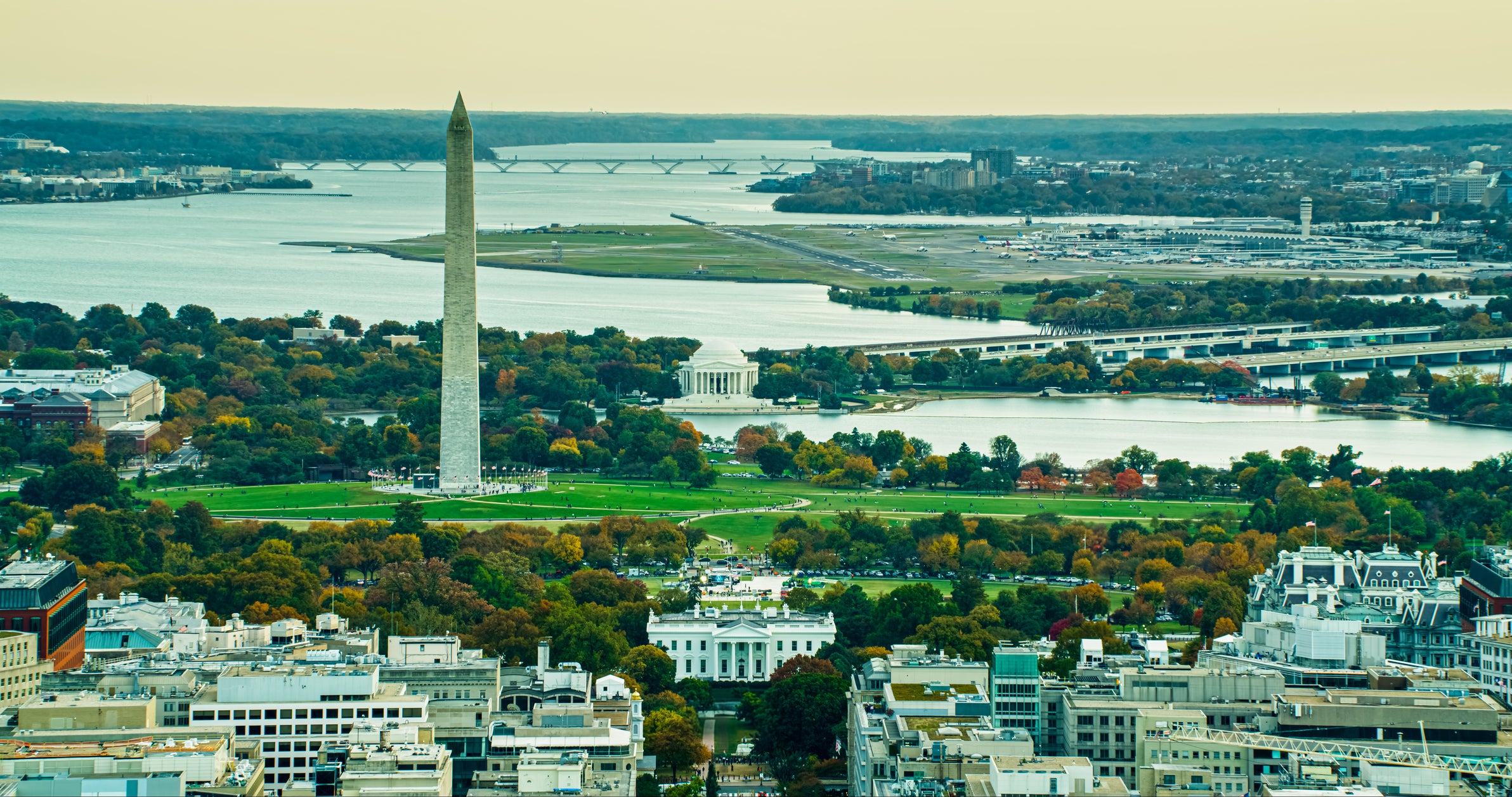 Human waste is pouring through Washington DC, after a sewage pipe burst, flooding the Potomac River