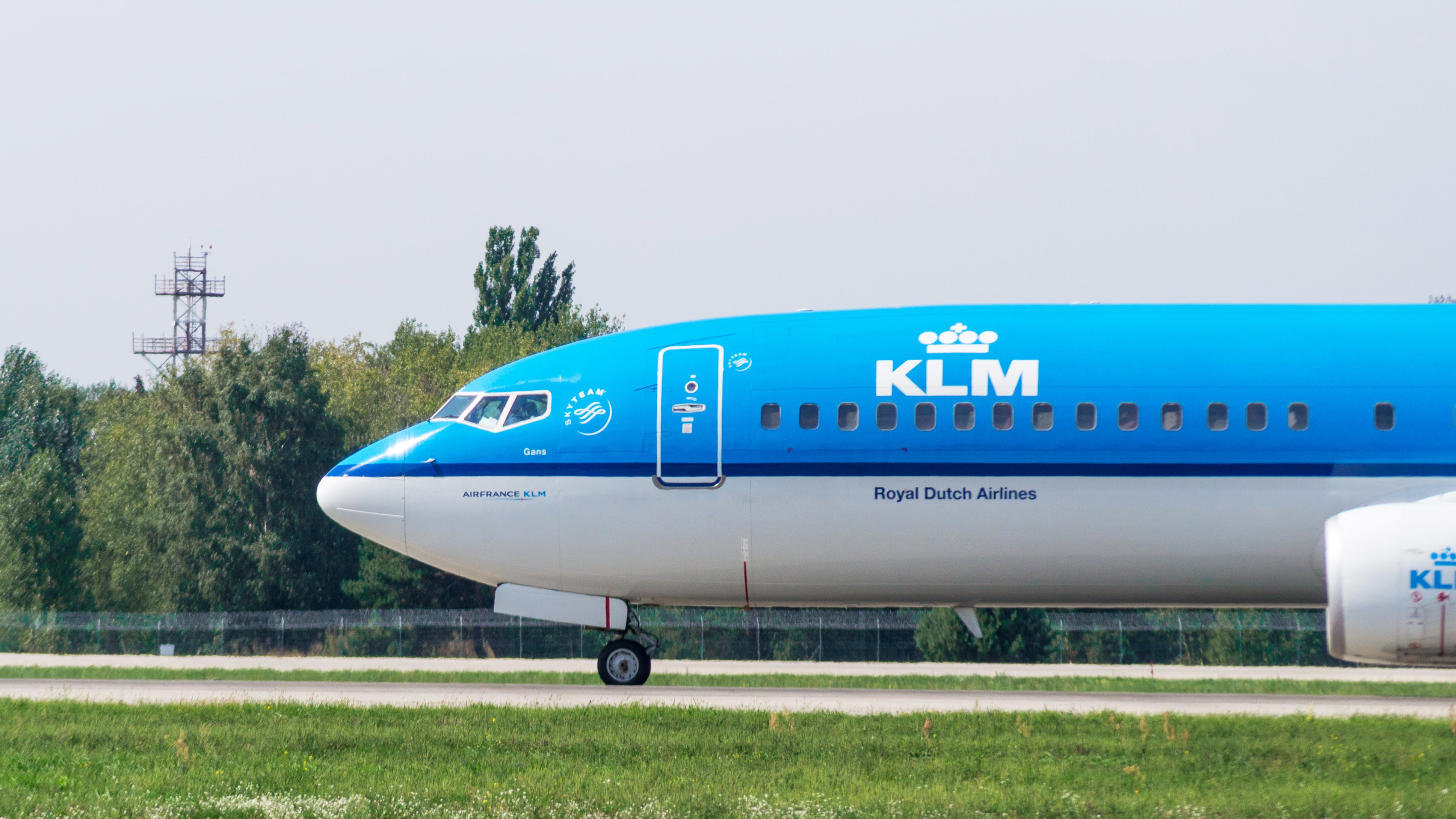 The airline says passenger entertainment will be enhanced by the move