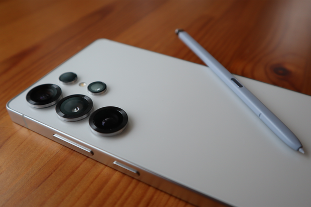 best camera phone indybest review Samsung galaxy S25 ultra