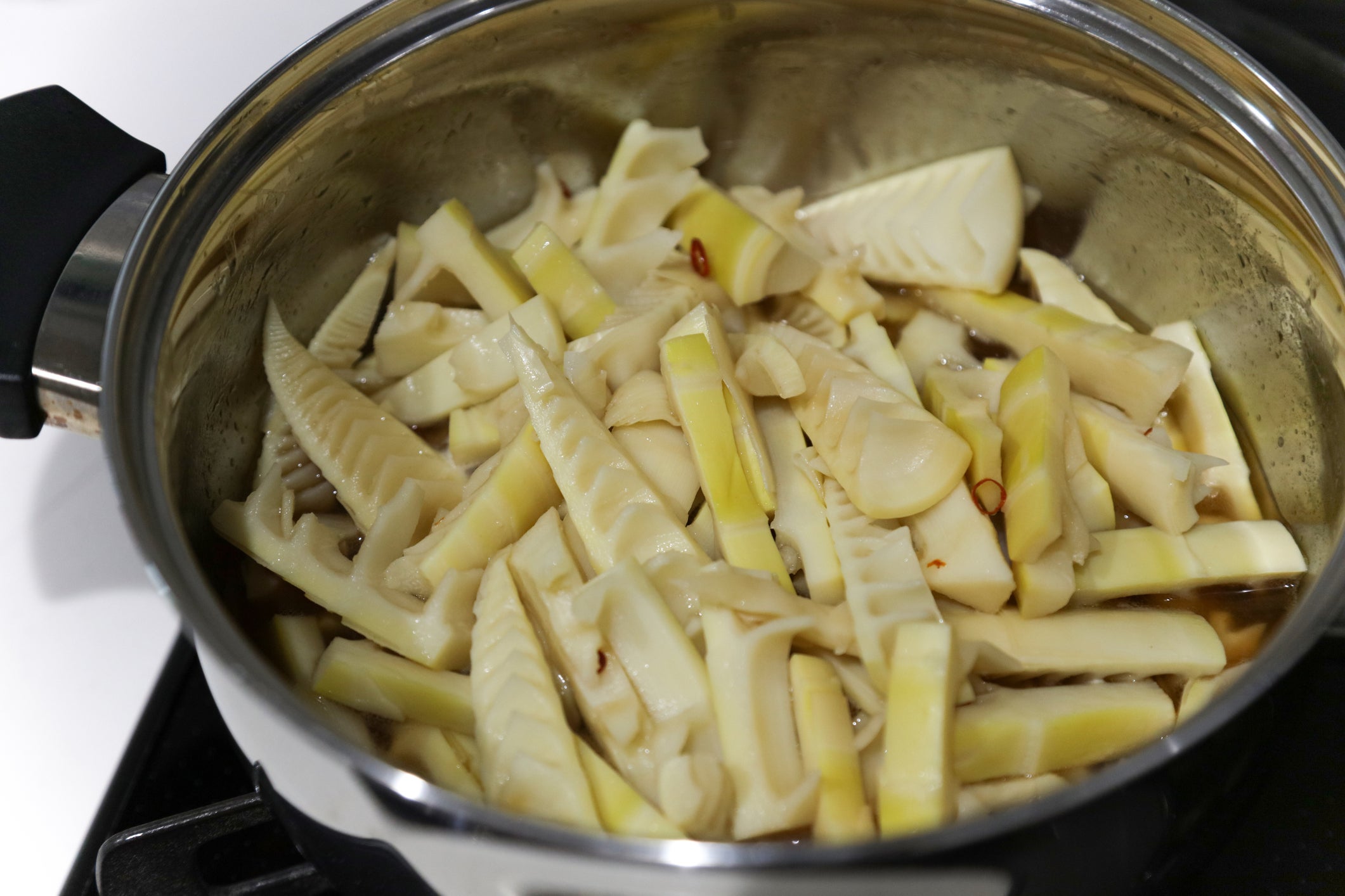 Poorly prepared bamboo contains chemicals called cyanogenic glycosides, which the body converts into another chemical that blocks the thyroid from using iodine effectively