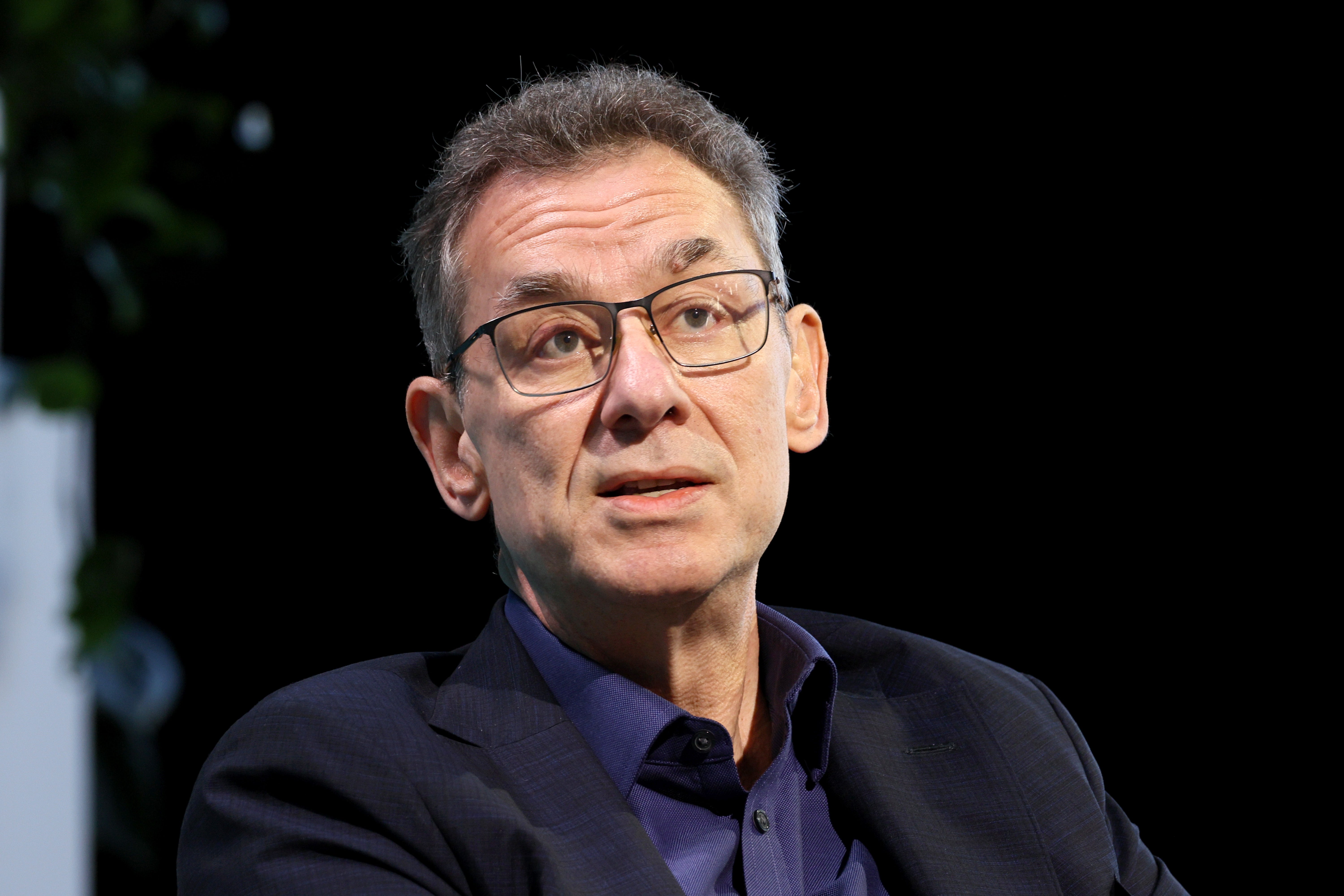 <p>Pfizer Chairman and CEO Dr. Albert Bourla, said Tuesday that data from a mid-stage clinical trial of the drugmaker’s experimental weight loss jab were ‘very good’  </p>