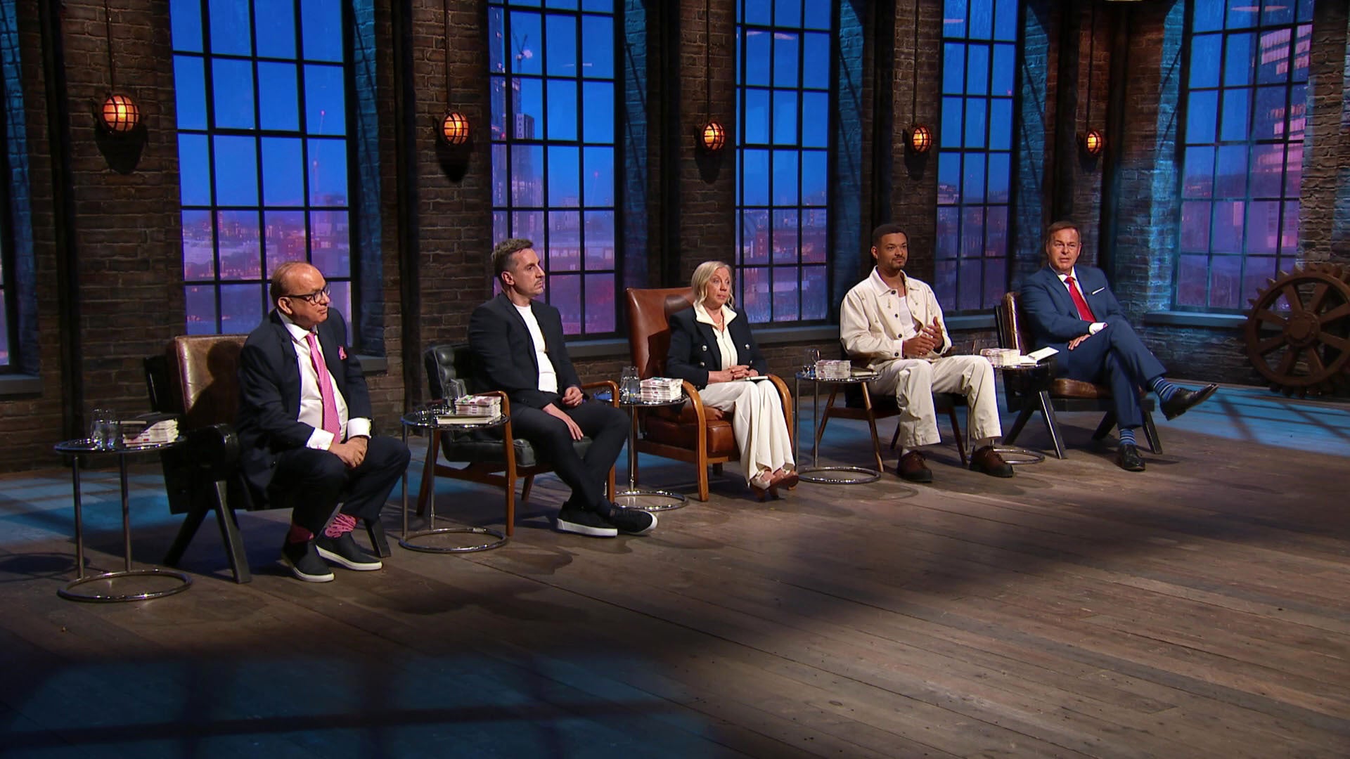 <p>Gary Neville returns to the den for the first time in two years </p>