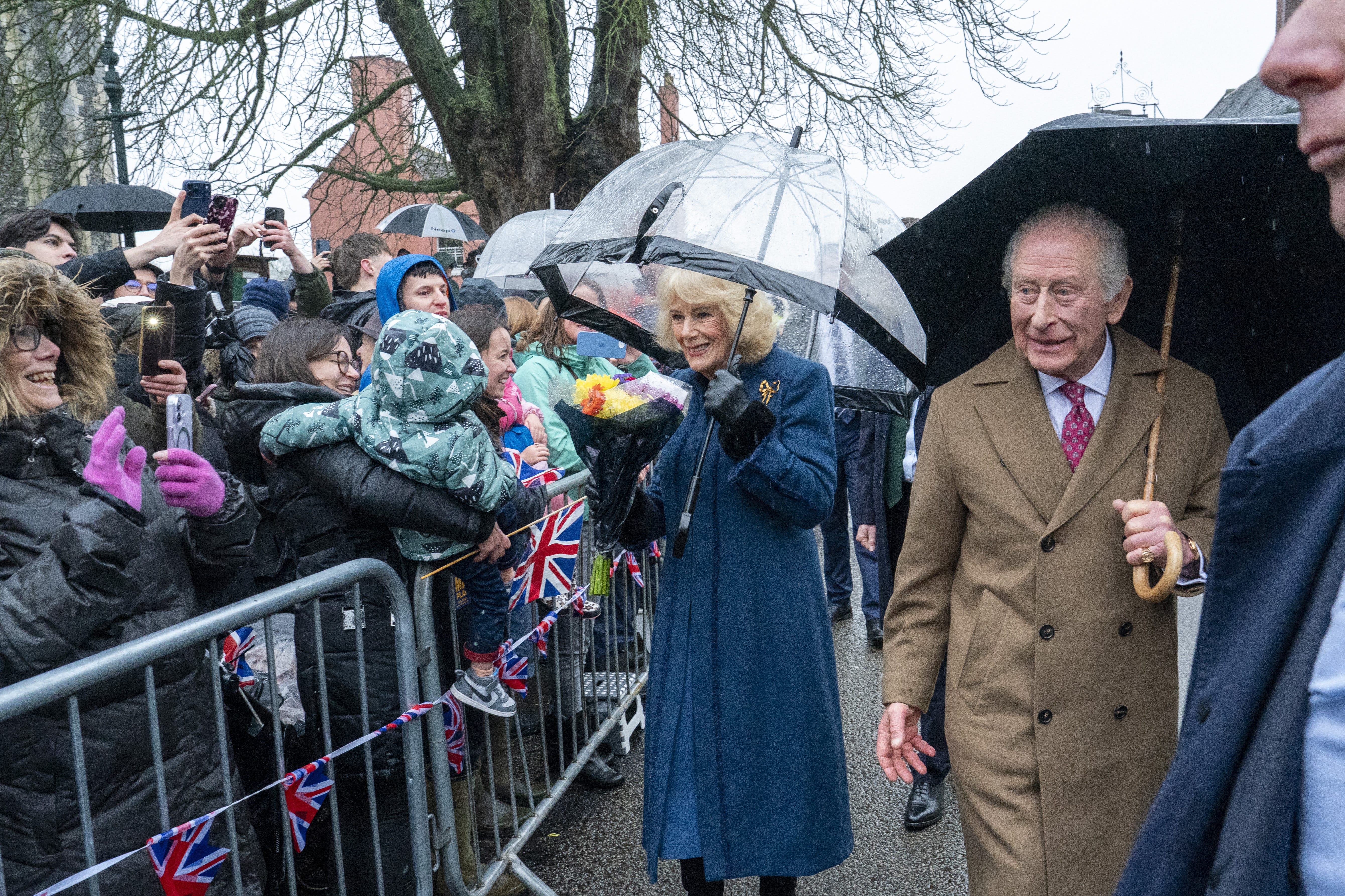 The King and Queen meet wellwishers at The Sun Inn (Arthur Edwards/The Sun/PA)