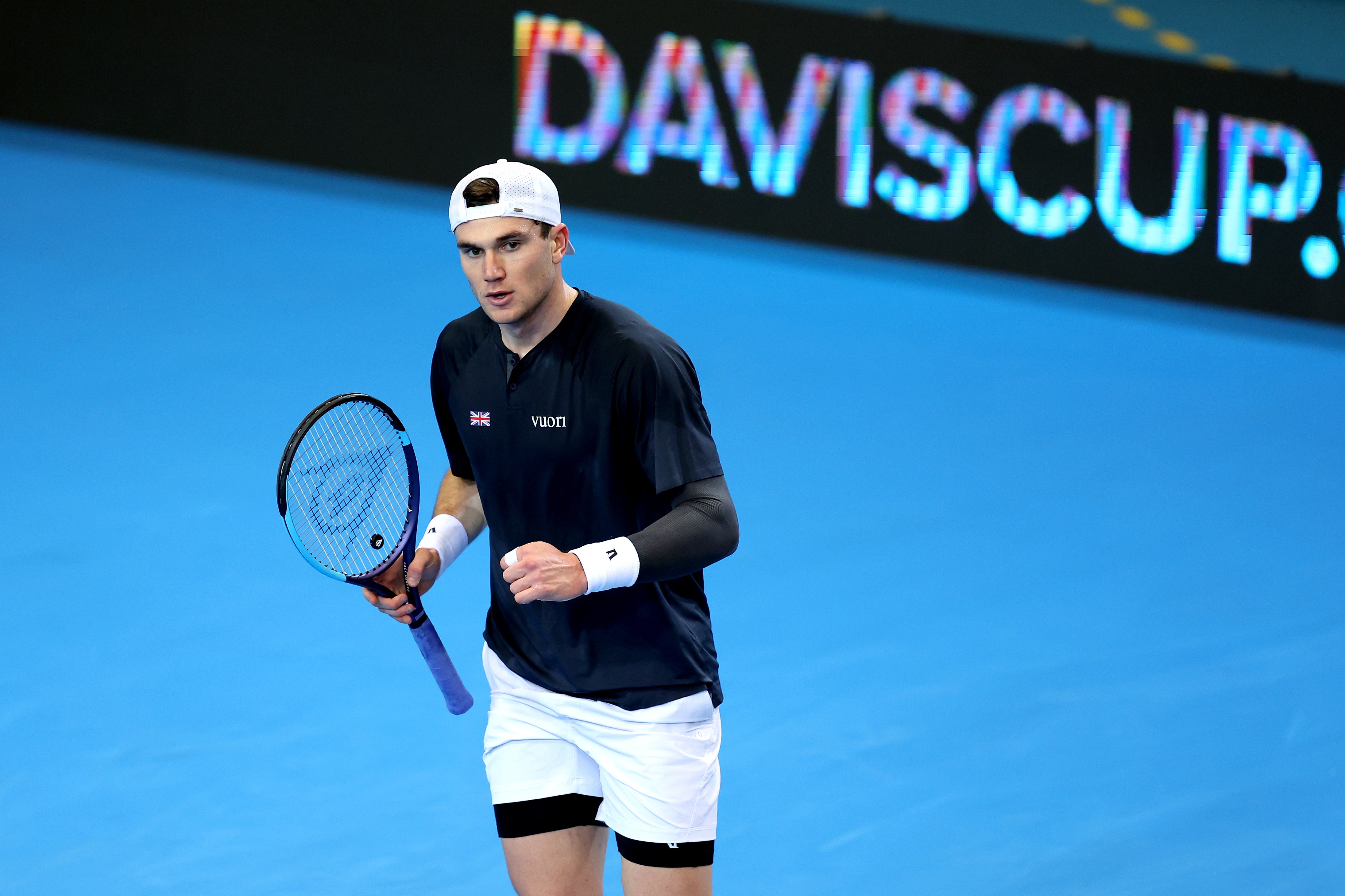 Jack Draper cruised to victory in his return to tennis at the Davis Cup