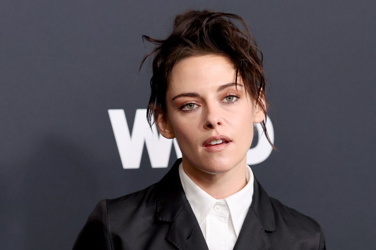 Kristen Stewart buys historic, defunct LA movie theater