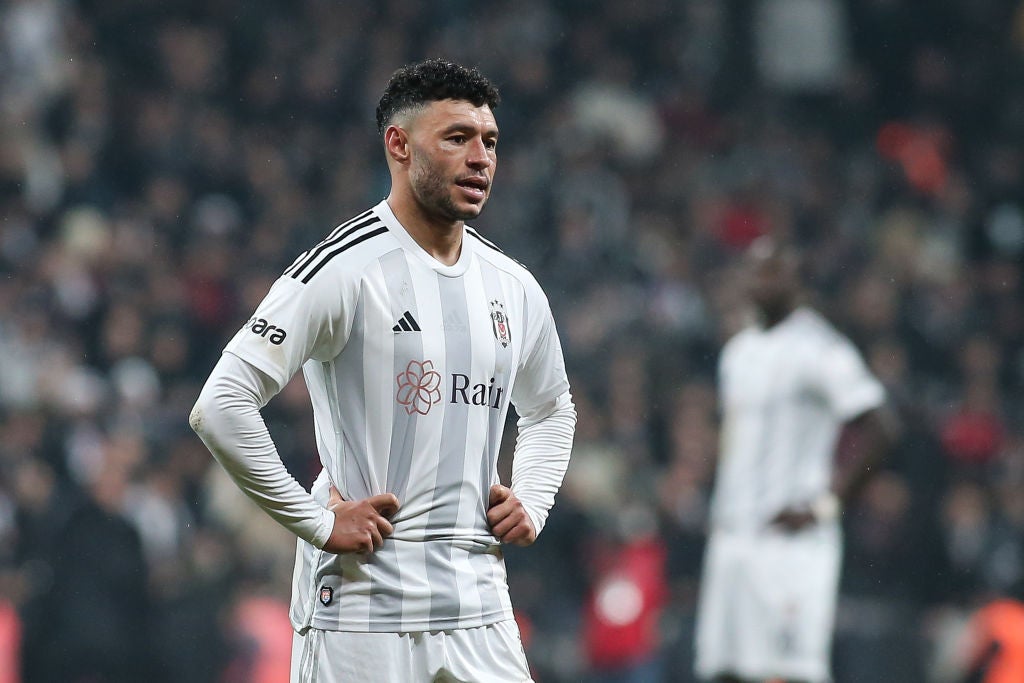 Alex Oxlade-Chamberlain has not played for a club since leaving Besiktas in the summer