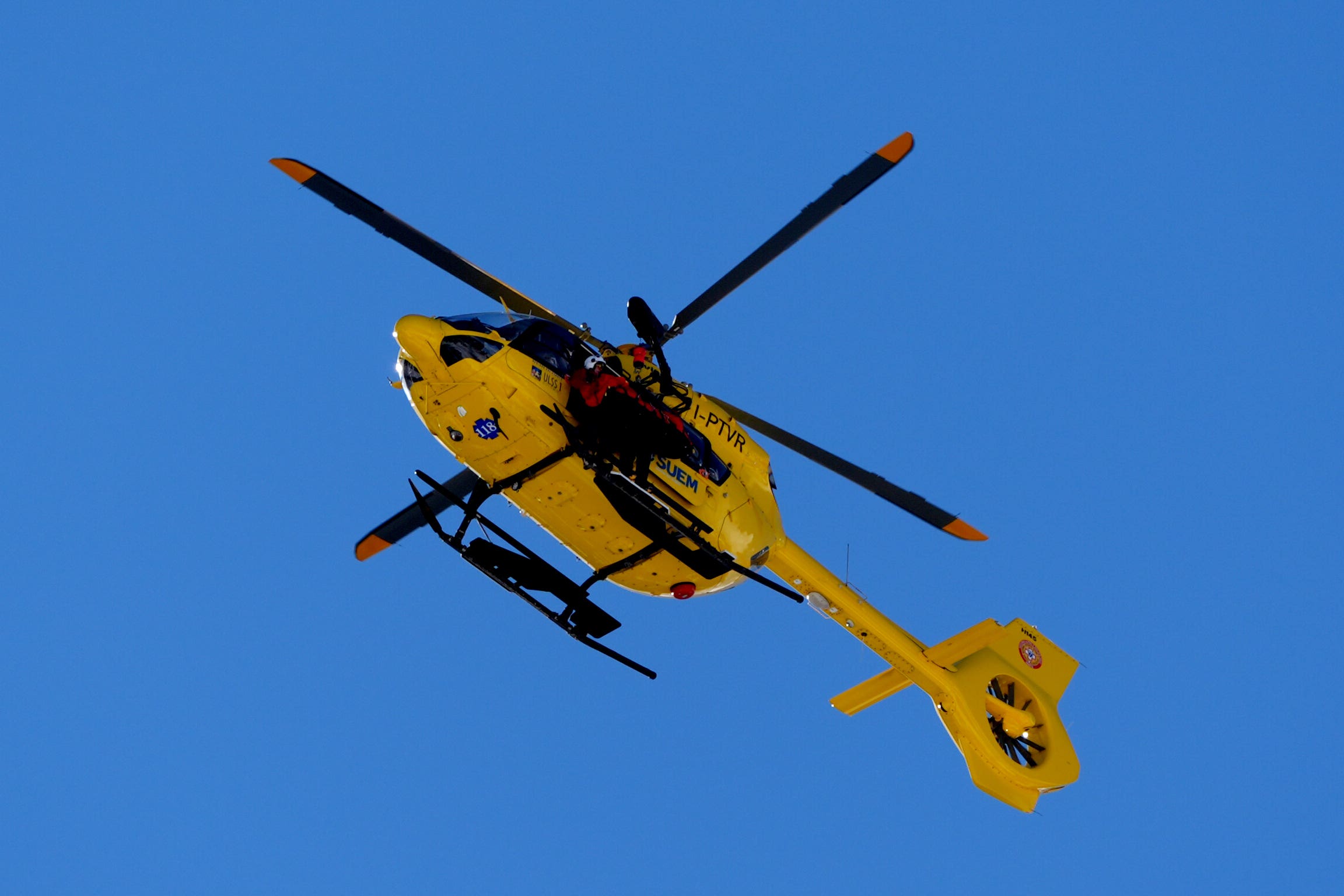 Lindsey Vonn is airlifted off the mountain after crashing in the Olympics downhill (Andrew Milligan/PA)