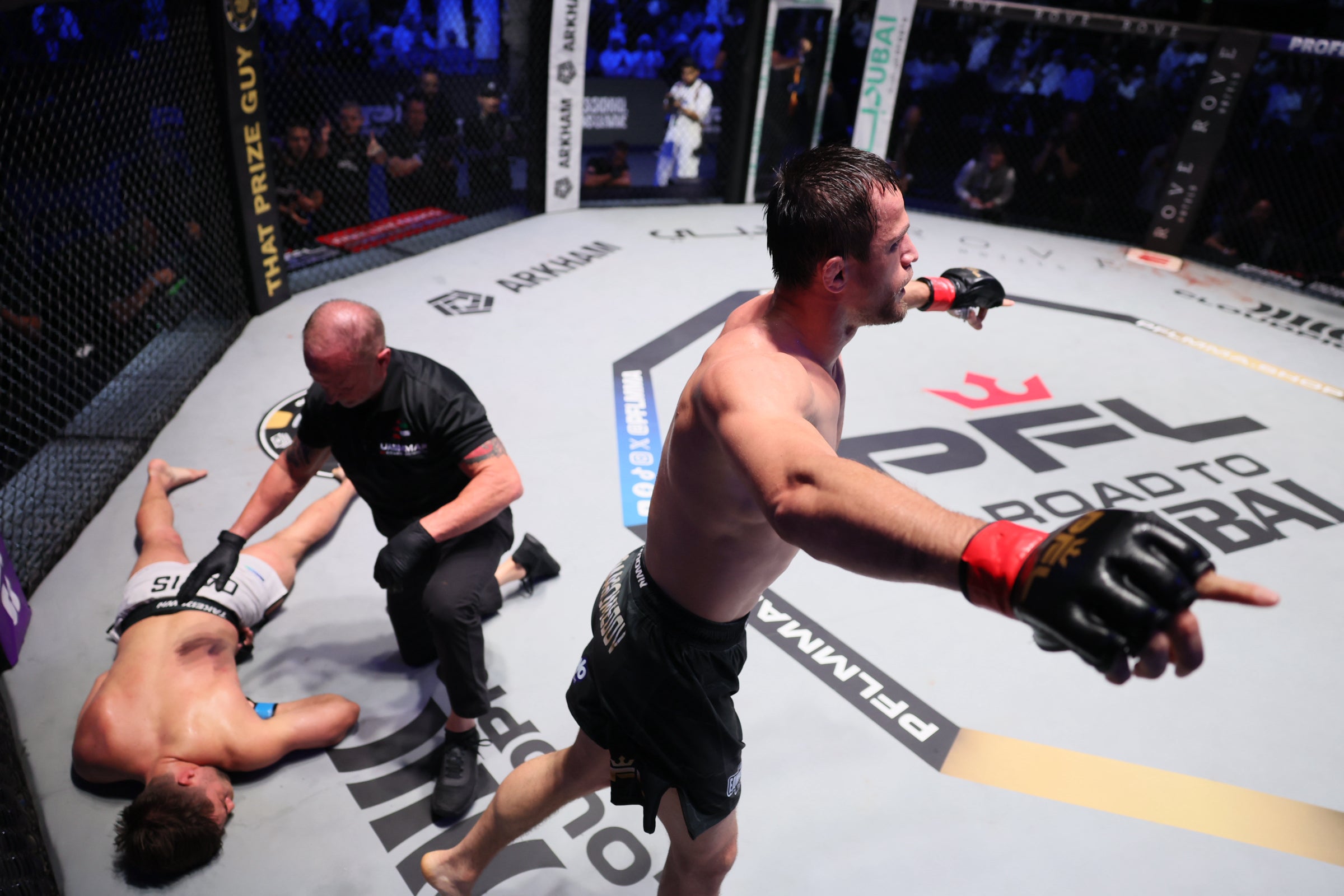 Usman Nurmagomedov choked Alfie Davis unconscious to retain his PFL title