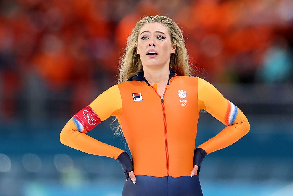 Jutta Leerdam burst into tears as she won the women's 1,000m speed skating Olympic title