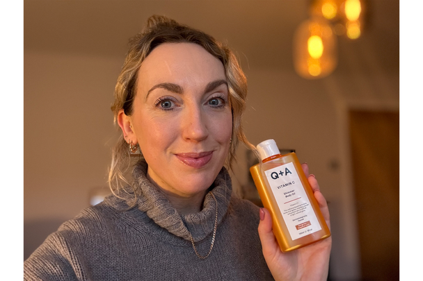 best body oil indybest review Q+A vitamin C shimmer body oil