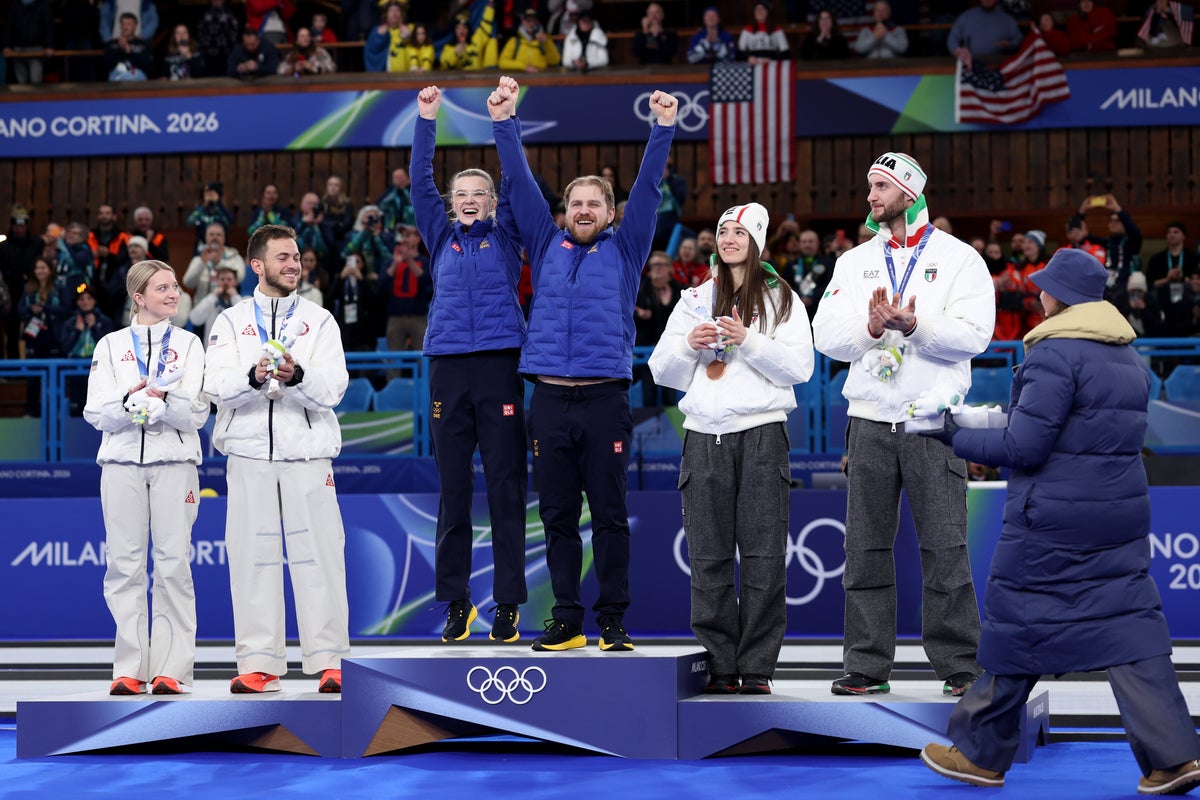 Sweden beats US for gold medal in mixed doubles curling after tense match