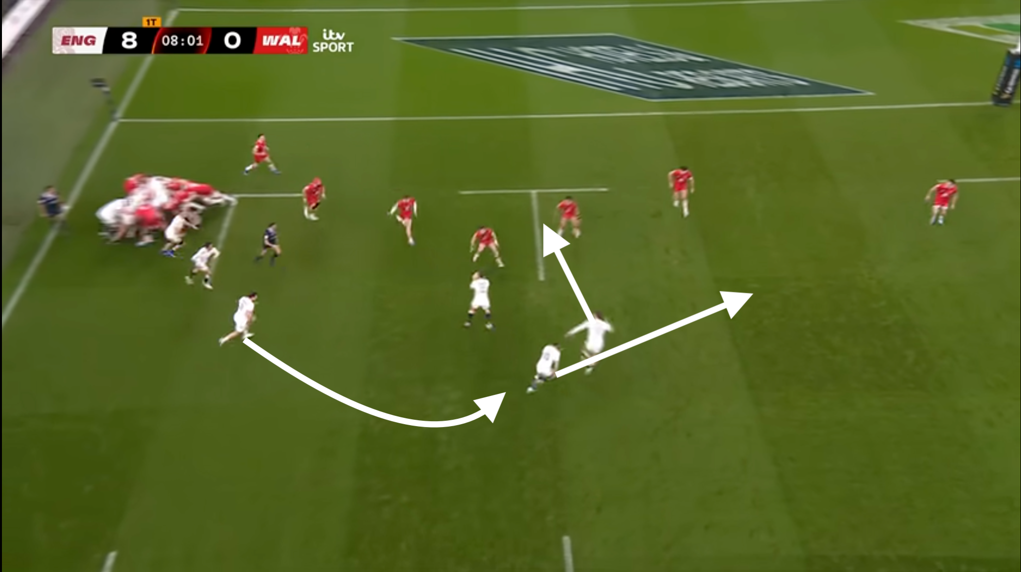 Fraser Dingwall has the option of either Tommy Freeman on a short line, or George Ford out the back