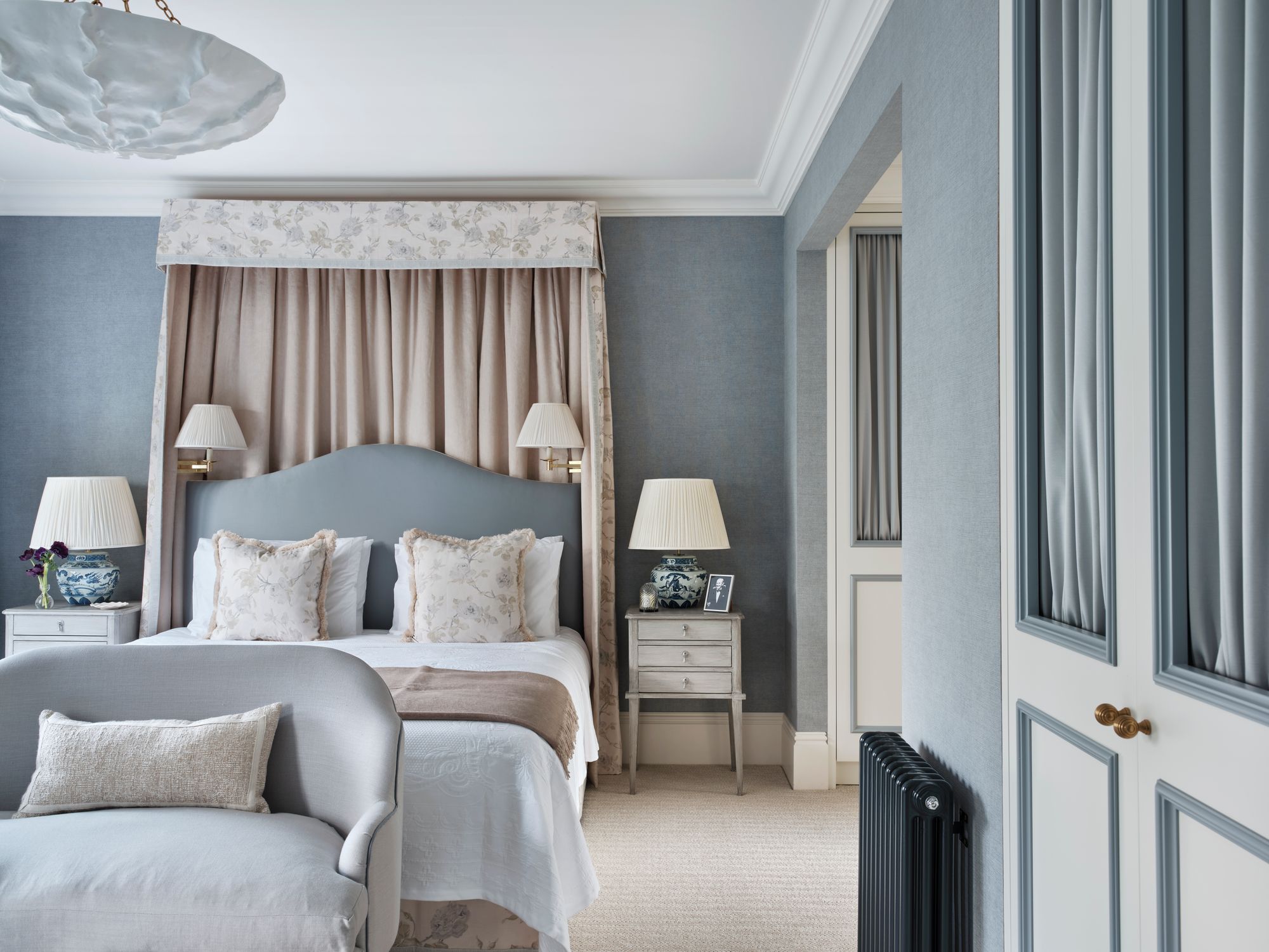 <p>A London town house project by Rebecca Hughes</p>