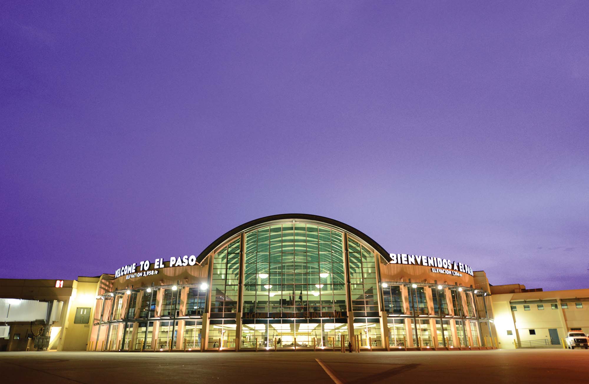 Ground stop: El Paso airport on the Texas-Mexico border