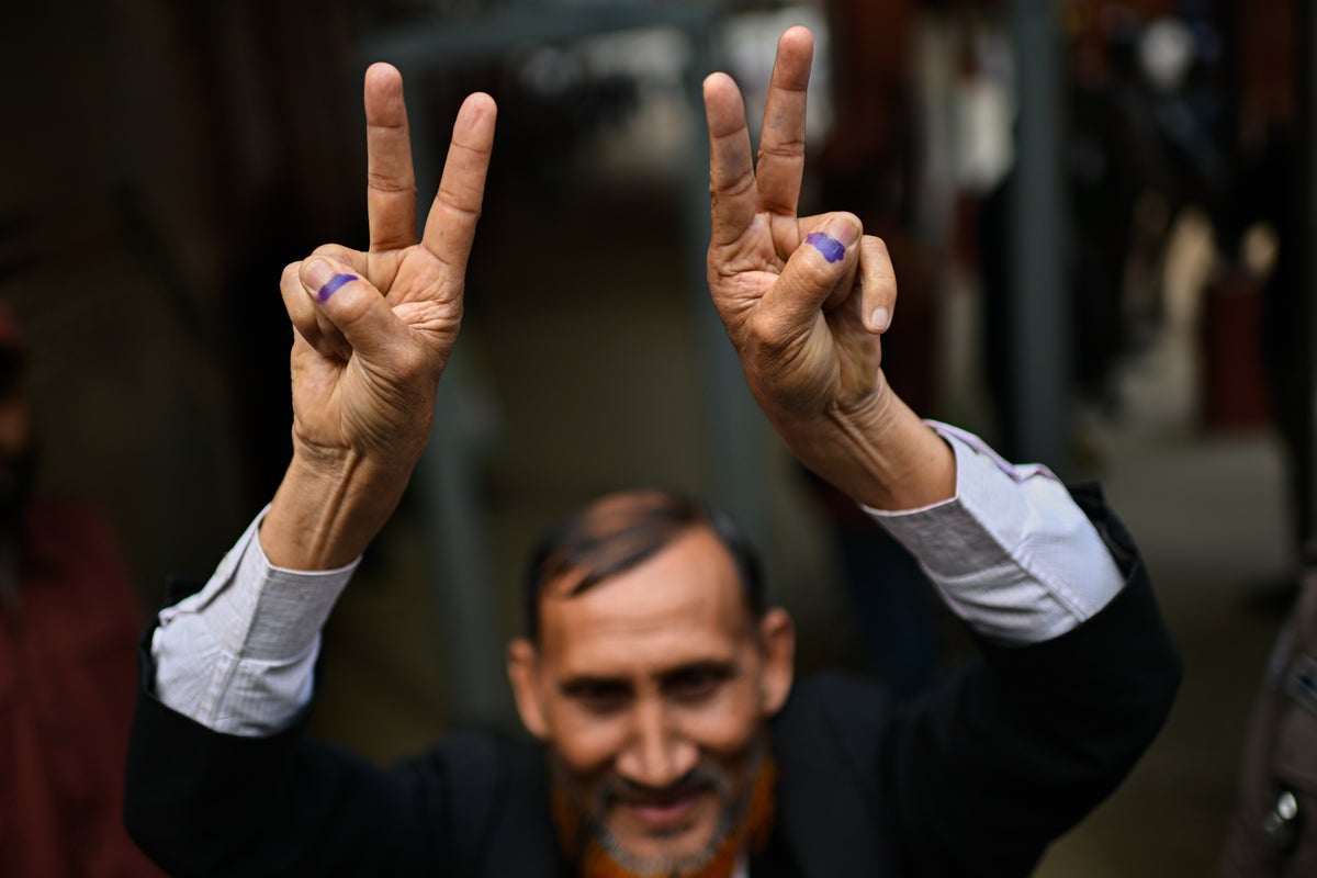 Some key figures about Bangladesh's parliamentary election