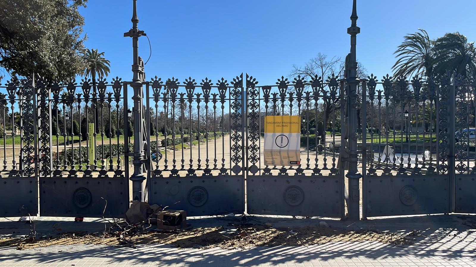 Barcelona closed parks across the city due to risk of wind, with gusts of 108 km/h expected