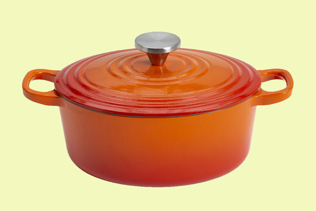 Like the Le Creuset casserole dish, it’s oven-safe up to 260C