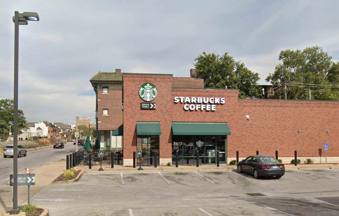 The Starbucks near St Louis' Tower Grove East neighborhood where Linehan lost her life