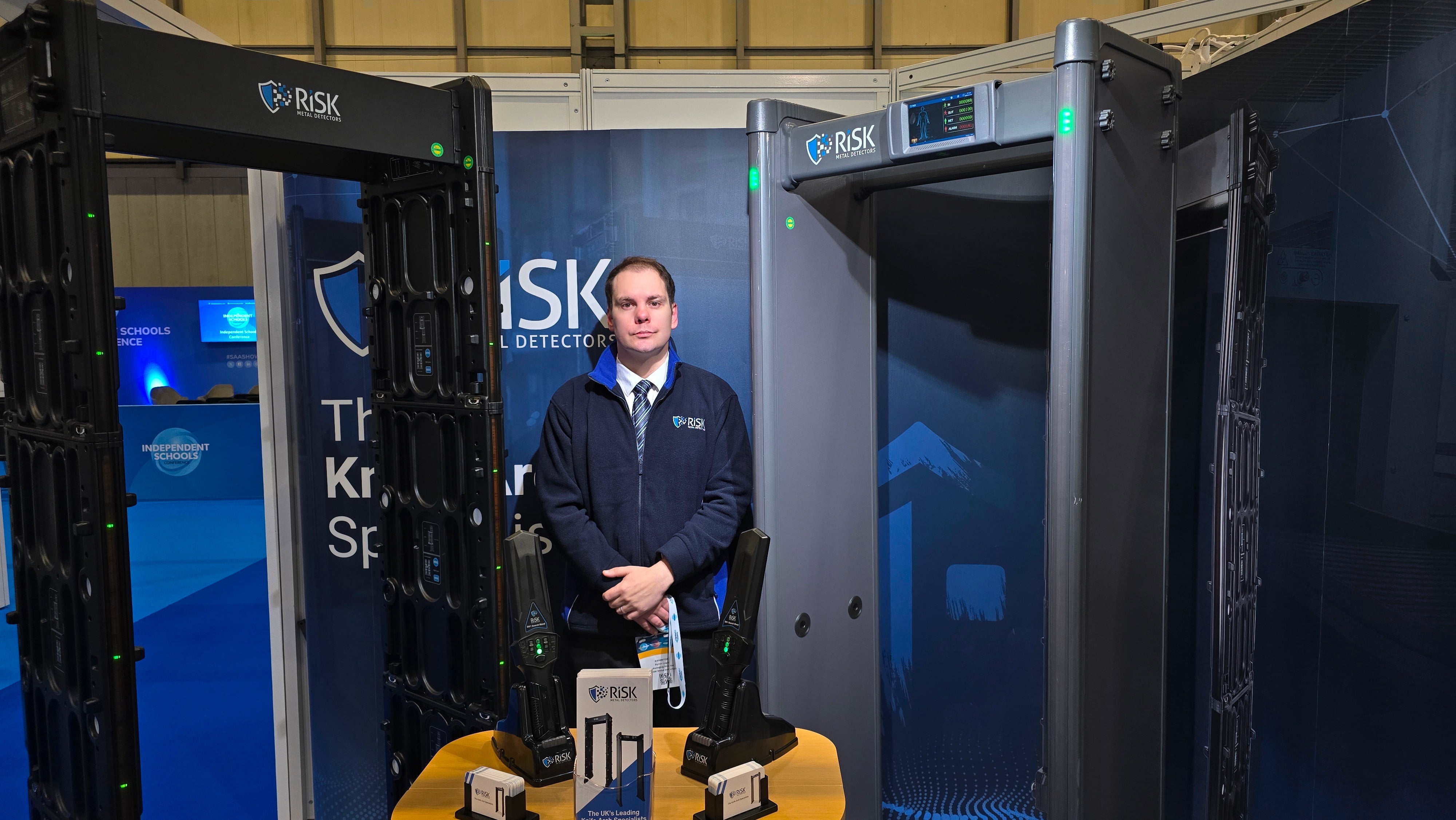 Byon Longue with two metal detectors