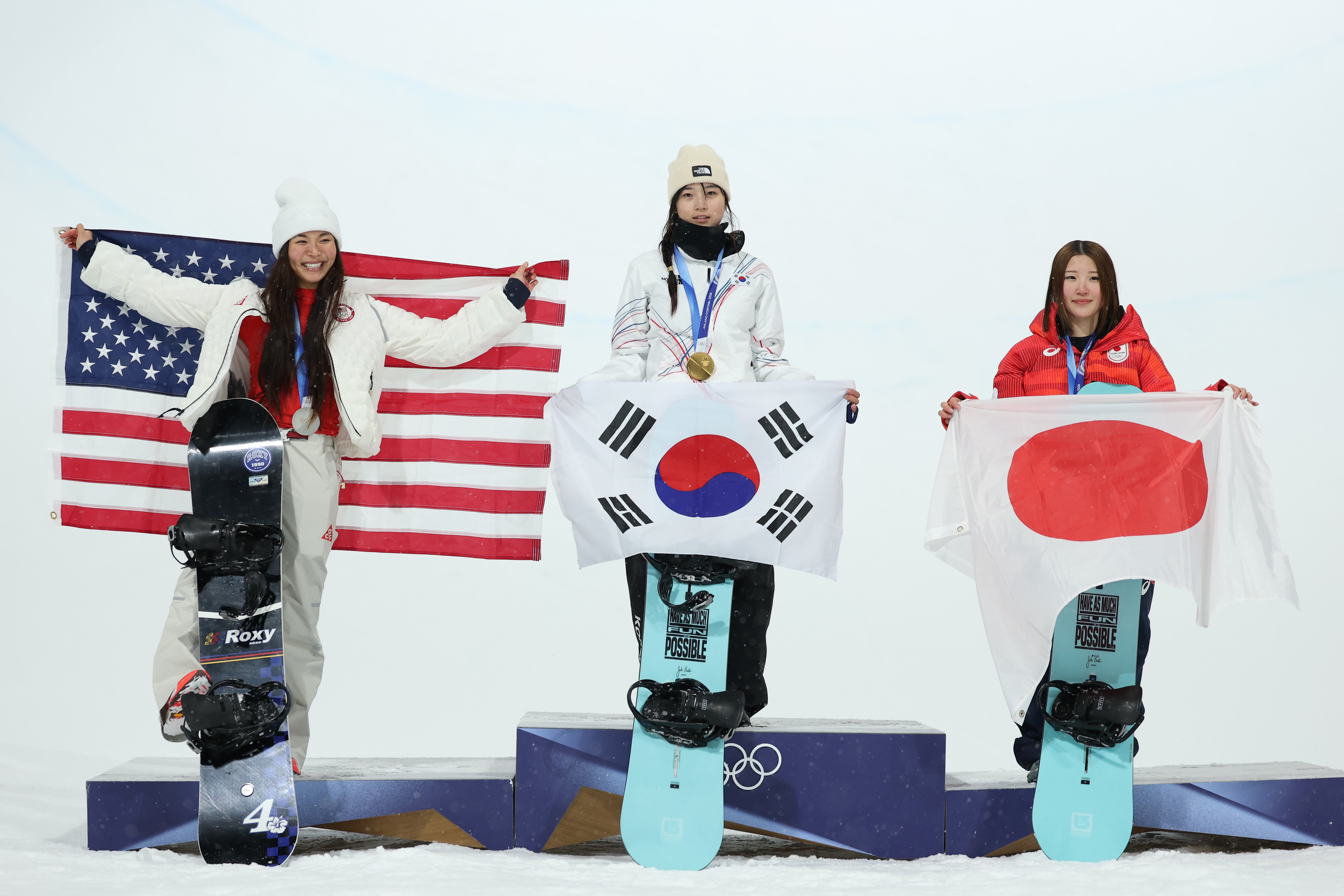 Silver medalist Chloe Kim, gold medalist Gaon Choi and bronze medalist Mitsuki Ono