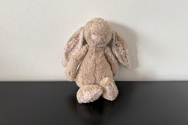 Jellycat blossom beige bunny