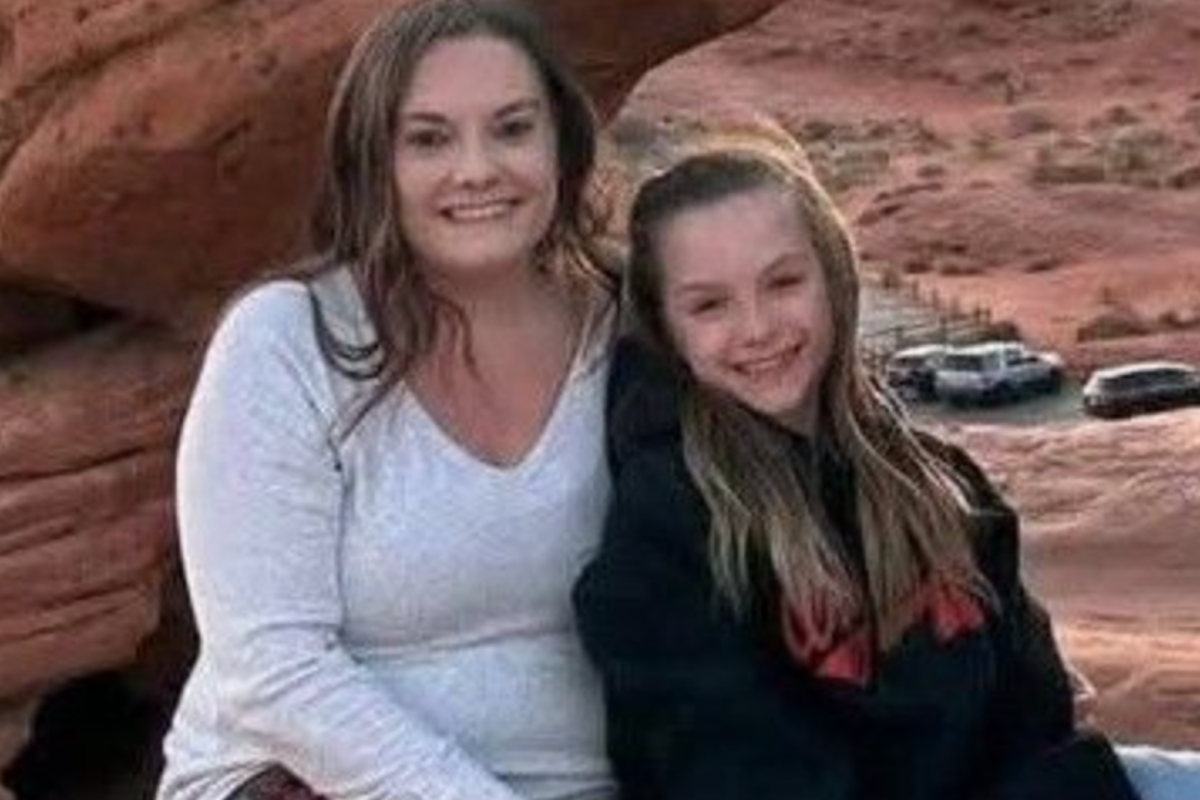Mother shot cheerleader daughter dead before turning gun on herself in Las Vegas strip hotel room, police say