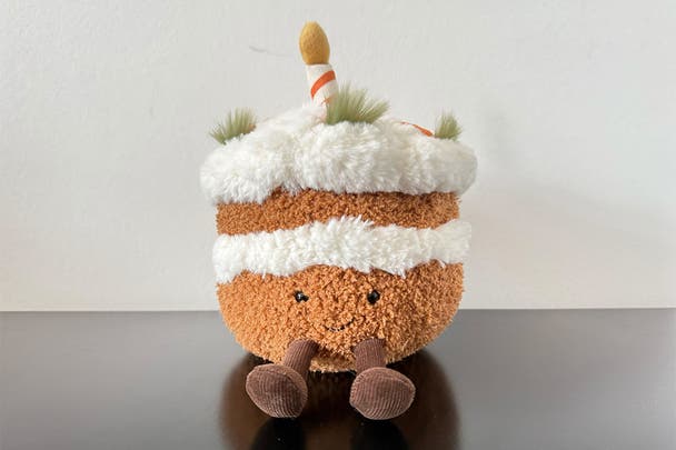 Jellycat Amuseables carrot cake