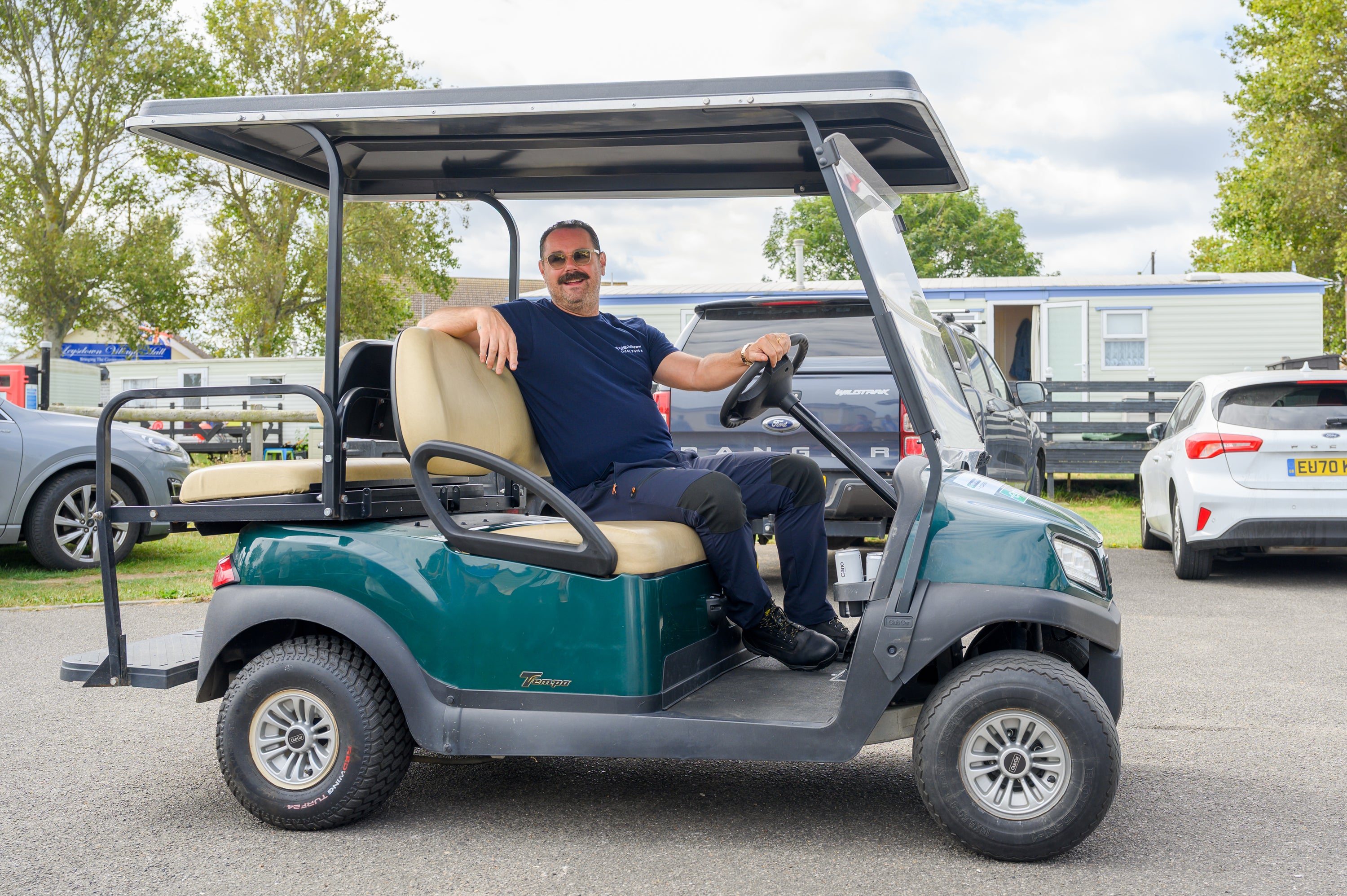 Дени Дајер назвао је караван паркове 'лепом ствари'